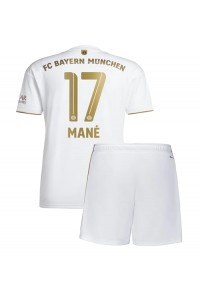 Bayern Munich Sadio Mane #17 Babyklær Borte Fotballdrakt til barn 2022-23 Korte ermer (+ Korte bukser)
